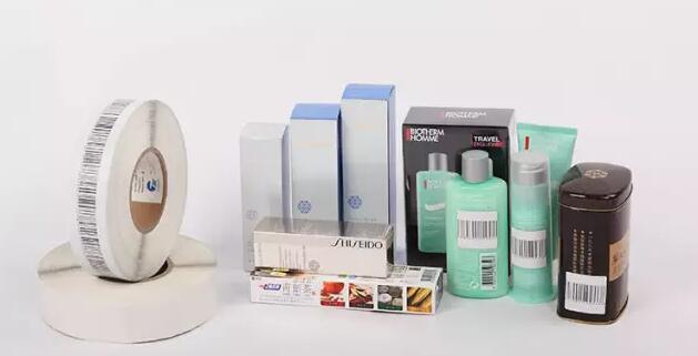 化妆品、茶叶罐产品的效果图